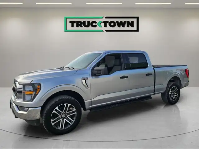 2023 Ford F-150 XL XL 4WD SuperCrew 6.5&amp.apos. Box