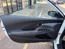 2019 Hyundai Veloster Turbo Tech Turbo Tech Manual Two-Tone - Photo 11