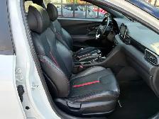 2019 Hyundai Veloster Turbo Tech Turbo Tech Manual Two-Tone - Photo 18