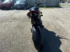 2022 Ducati Streetfighter V4 S - Photo 5