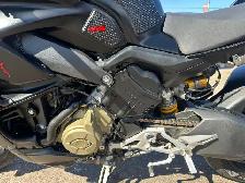 2022 Ducati Streetfighter V4 S - Photo 13