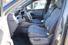 2026 Volkswagen Tiguan Comfortline R-Line Black Edition 4MOTION - Photo 9