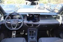 2026 Volkswagen Tiguan Comfortline R-Line Black Edition 4MOTION - Photo 11