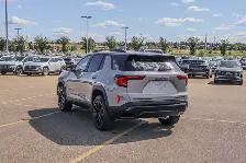 2027 GMC Terrain AWD Elevation - Photo 5