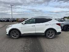 2017 Hyundai Santa Fe Sport SE - Photo 2