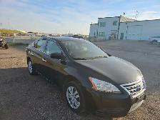 2015 Nissan Sentra - Photo 2