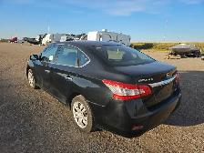 2015 Nissan Sentra - Photo 3