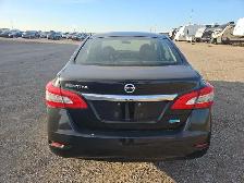 2015 Nissan Sentra - Photo 6