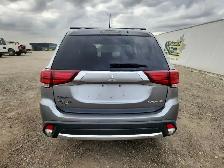 2016 Mitsubishi Outlander - Photo 21