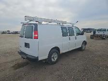 2012 Chevrolet Express - Photo 4