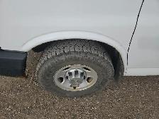 2012 Chevrolet Express - Photo 9