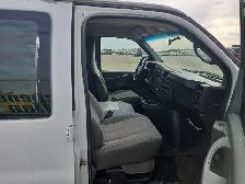 2012 Chevrolet Express - Photo 17