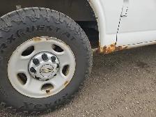2012 Chevrolet Express - Photo 31