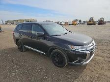 2018 Mitsubishi Outlander - Photo 2