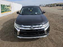 2018 Mitsubishi Outlander - Photo 8