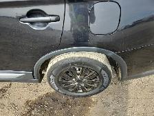 2018 Mitsubishi Outlander - Photo 12