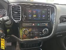 2018 Mitsubishi Outlander - Photo 21