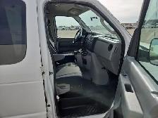 2014 Ford E-250 - Photo 14