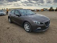 2015 Mazda Mazda3 - Photo 2