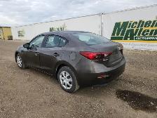 2015 Mazda Mazda3 - Photo 3