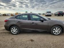 2015 Mazda Mazda3 - Photo 7