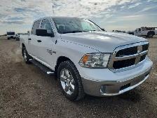 2022 Ram 1500 Classic - Photo 2