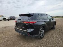 2021 Toyota Highlander Hybrid - Photo 4