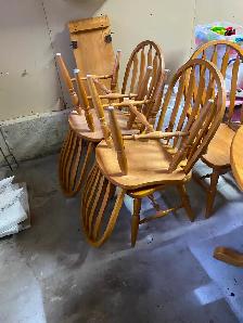 Oak Table and Chairs - Photo 4