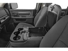 2023 Ram 1500 Classic Warlock Warlock 4x4 Crew Cab 5&amp.apos.7& - Photo 11