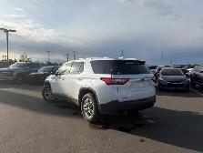 2018 Chevrolet Traverse LT AWD 3.6L | 7 Passenger - Photo 4