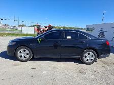 2017 Ford Taurus - Photo 8