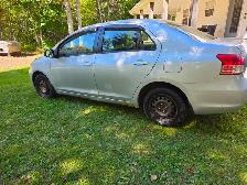 2011 Yaris for sale