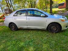 2011 Yaris for sale - Photo 3
