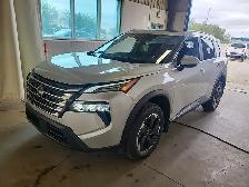 2024 Nissan Rogue - Photo 2