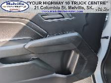 2024 Chevrolet Colorado Trail Boss - Low Mileage - Photo 9