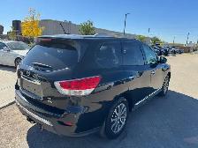 2015 Nissan Pathfinder SL 4WD V6 7-Pass : LOW MILEAGE - Photo 4