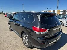 2015 Nissan Pathfinder SL 4WD V6 7-Pass : LOW MILEAGE - Photo 6