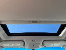 2015 Nissan Pathfinder SL 4WD V6 7-Pass : LOW MILEAGE - Photo 17
