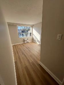 1 BEDROOM - APARTMENT FOR RENT AT WESTON AND LAWRENCE