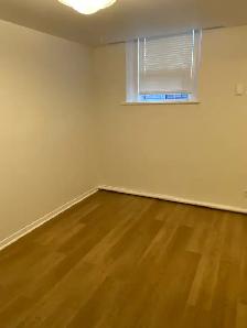 One Bedroom Apartment in Hamilton Gage Park area - Photo 6