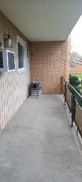Spacious Classic 2 BR Apt - Haist Street Fonthill - Photo 6