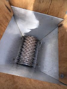 GRAPE CRUSHER FOR WINE MAKING - Photo 2