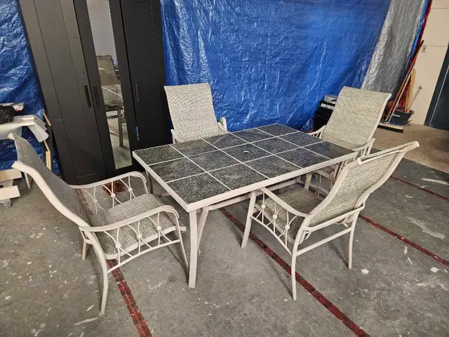 Dining Set Granite 'Stone-Tiled' Tabletop incl 4 chairs