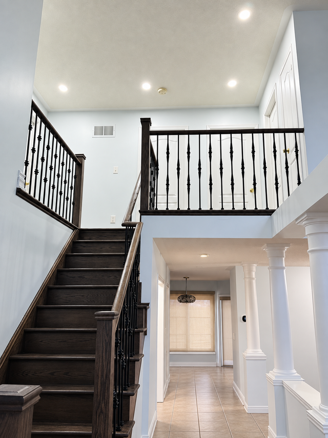 HARDWOOD STAIRS