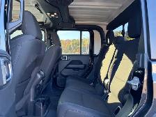 2021 Jeep Gladiator Overland 4x4 - Photo 6