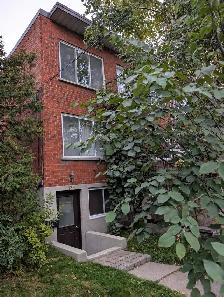 Lachine apt  41/2 with double salon (2 floor, separate entra