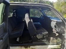 2000 Chev Silverado 2500 with plow - Photo 5
