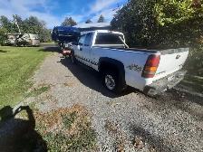 2000 Chev Silverado 2500 with plow - Photo 9