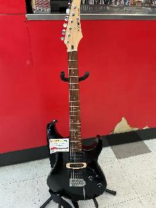 guitare Yamaha