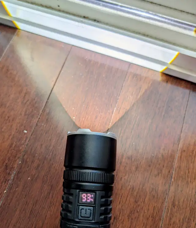 3000  Lumens Heavy Duty Rechargeable LED Flashlight Torch Solid
